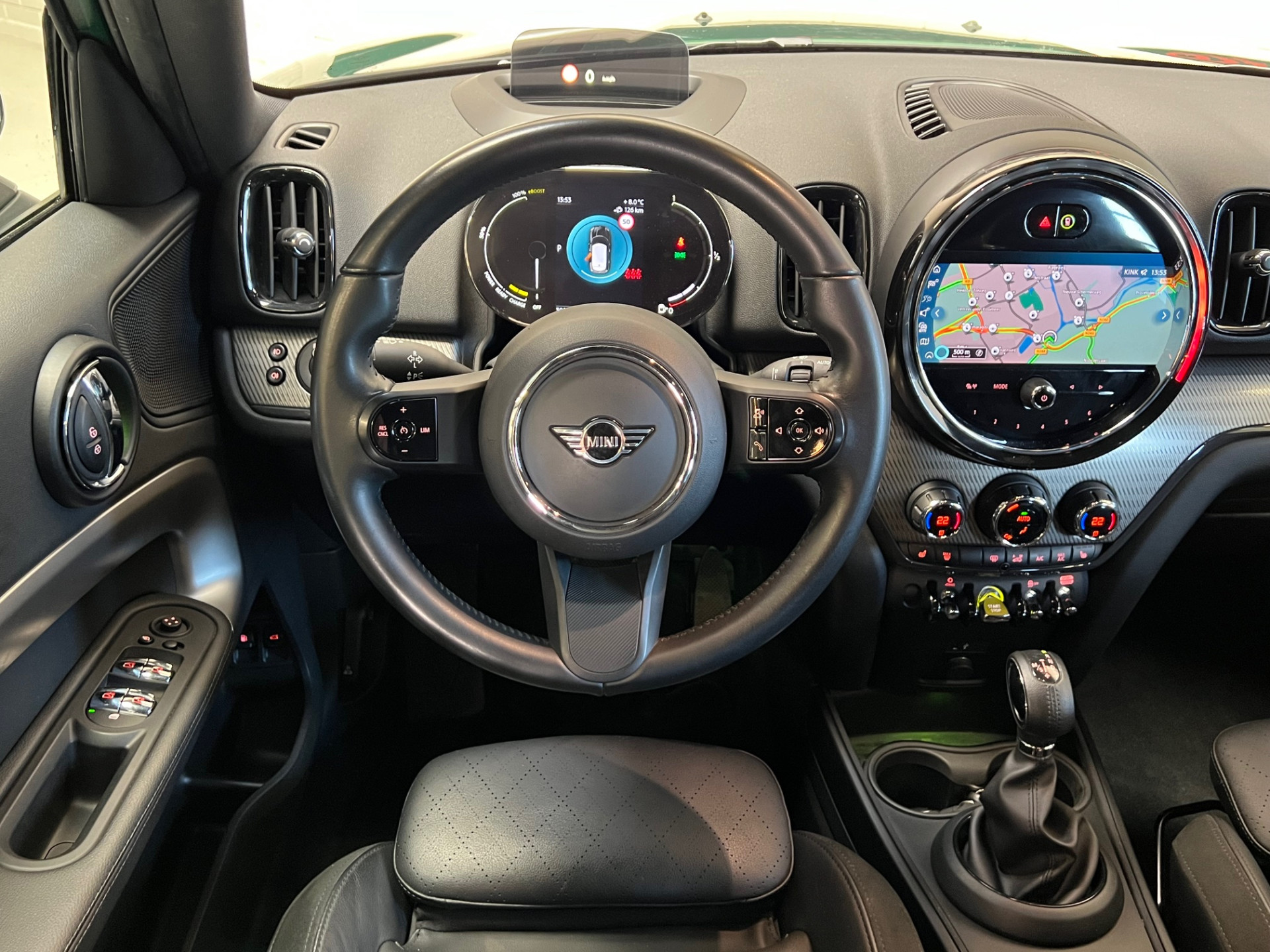 42641089-20.jpg