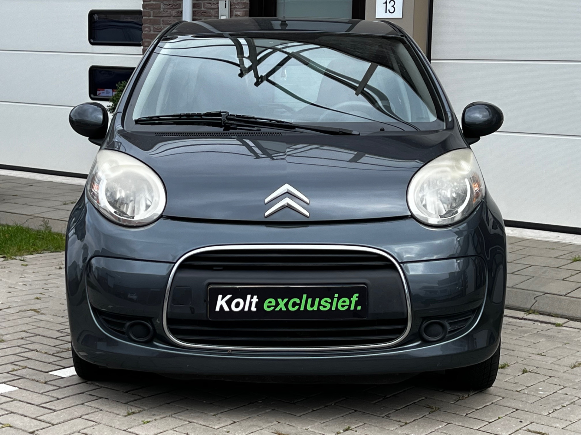 47915761-18.jpg